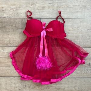 Victoria secret sexy little thing top size 34C new with tags